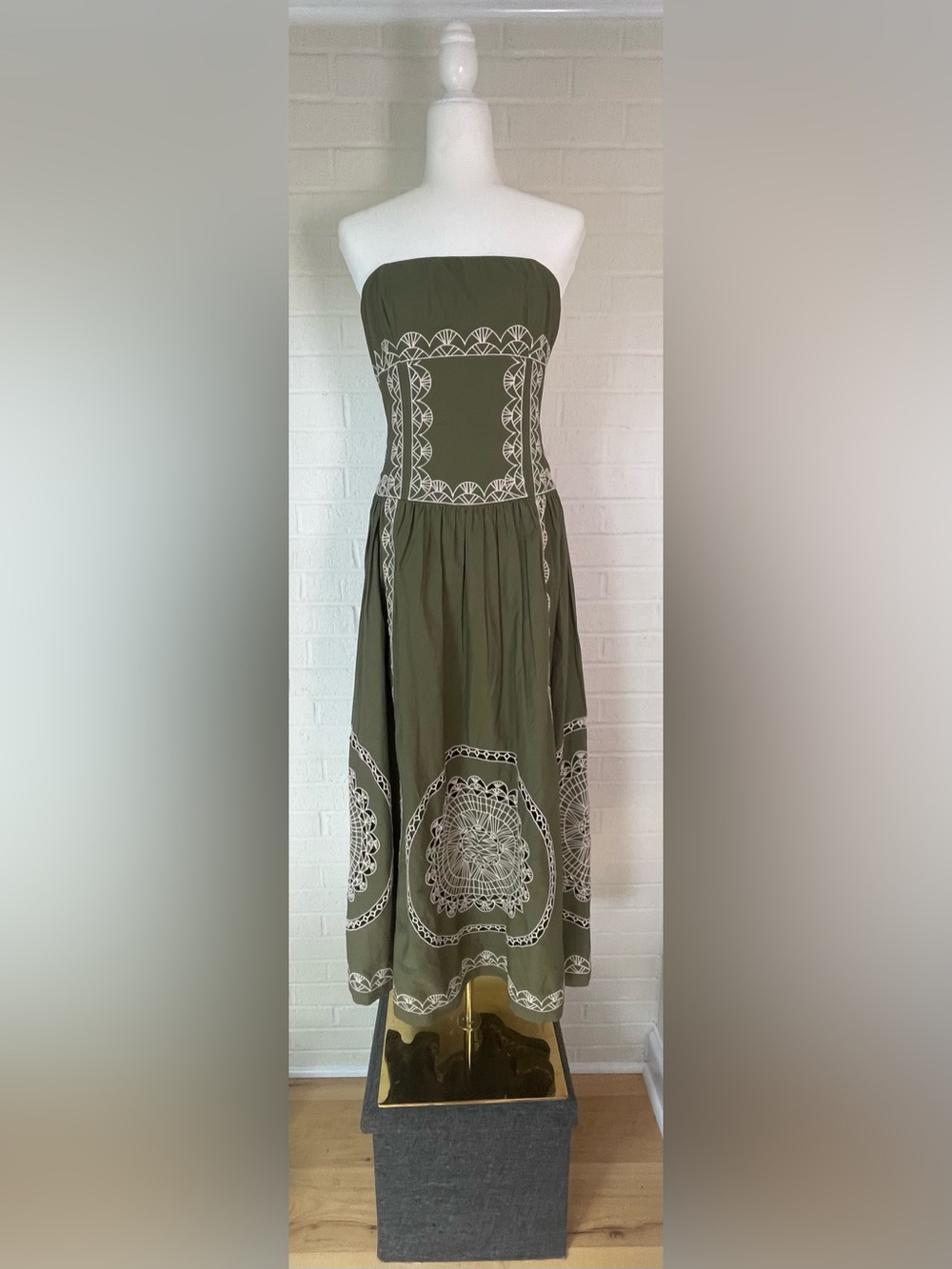 Anthropologie Strapless Olive Green Embroidered Cotton Midi Dress NWT Small - Picture 3 of 11